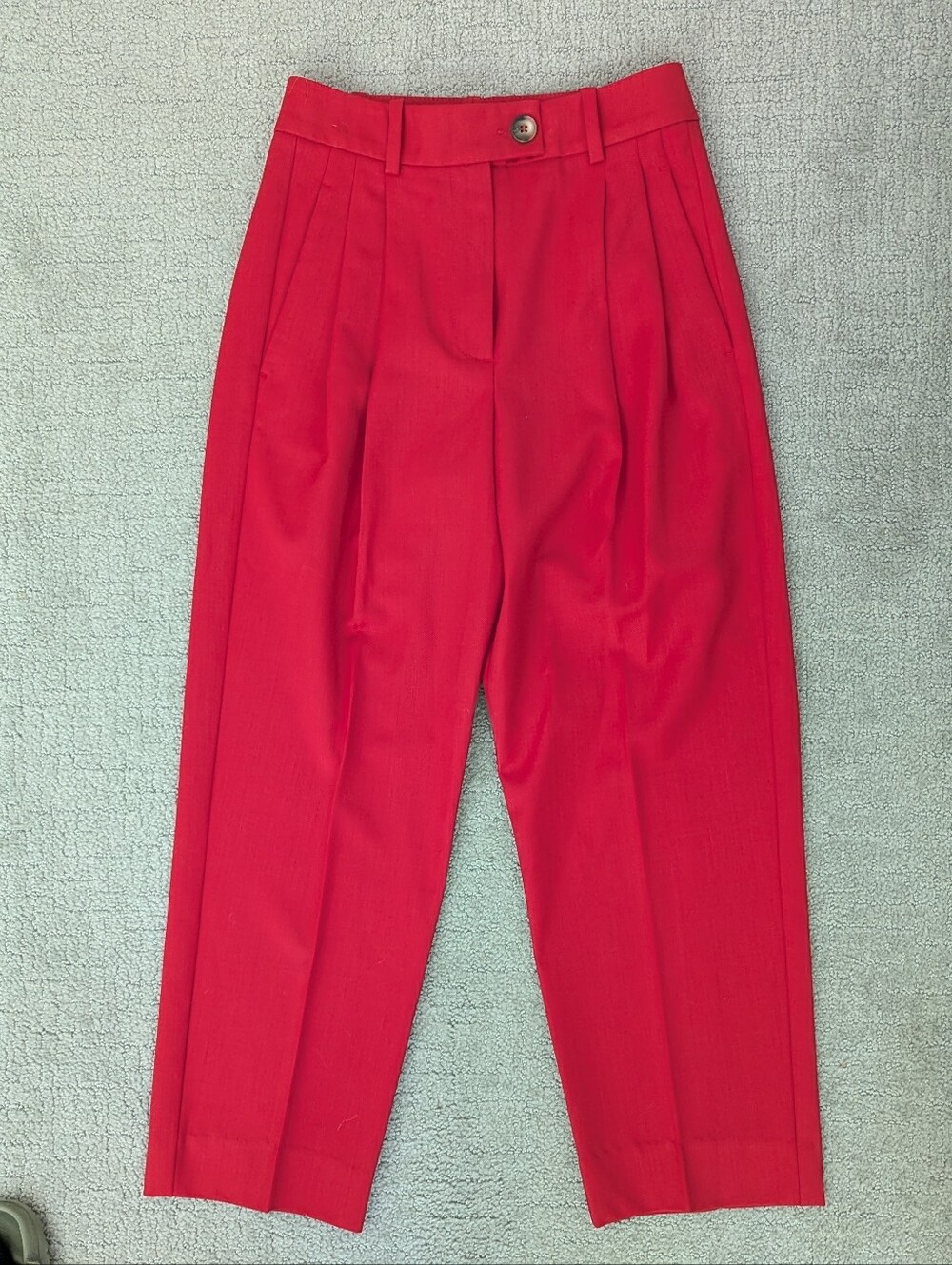Women's Reiss Eden TaperPetite Front Pleat Tapered Trousers